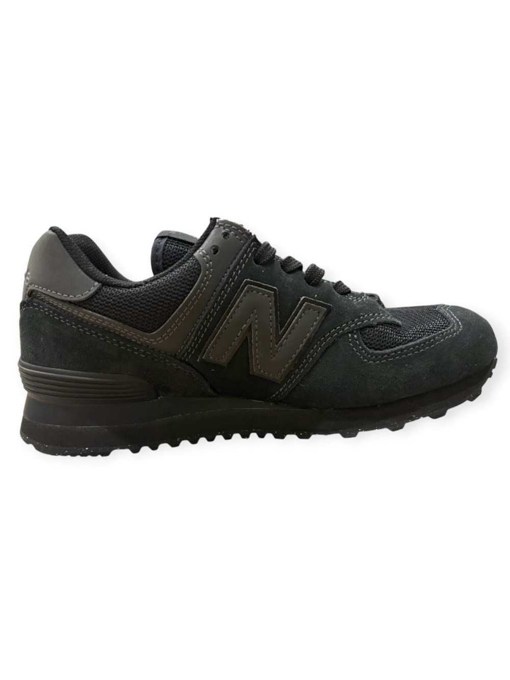 New Balance 574 Core Black Sneakers Women’s 7 Men’s 5.5 NWT